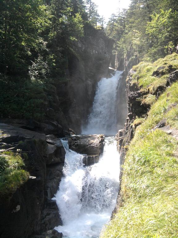 Vacances Perennes Cauterets Eksteriør bilde